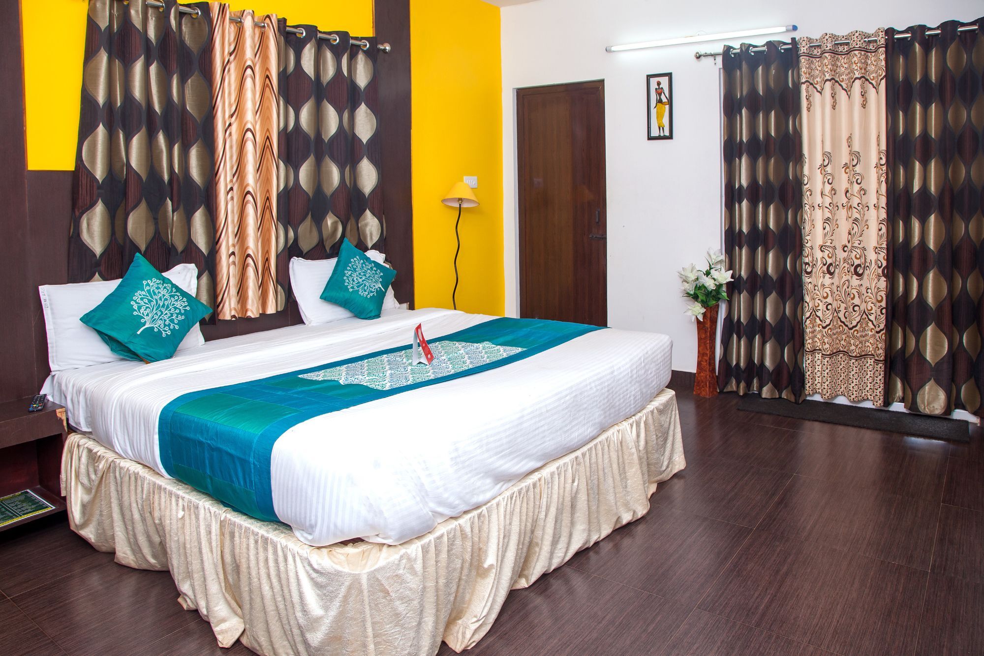 Oyo 4239 The Bliss Resorts And Cottages Утакаманд Экстерьер фото